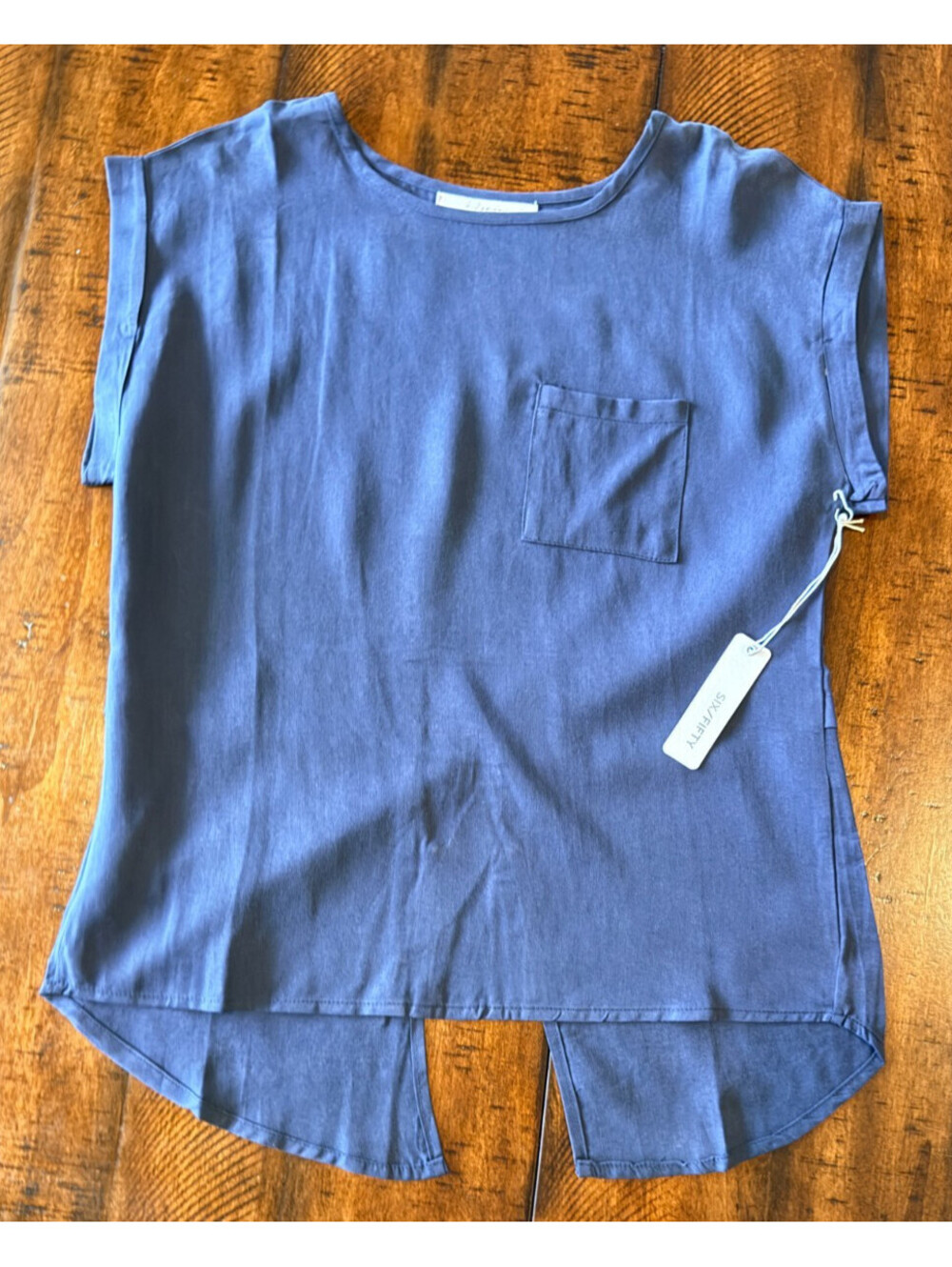 Six Fifty Womens XS Navy Lyocell Split Back High Low Pocket Top NWT SF1690